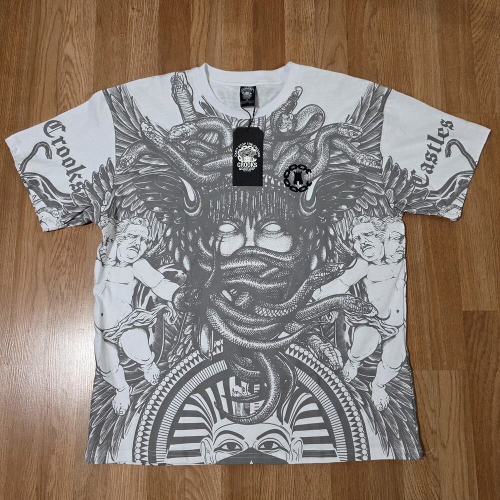 Crooks & Castles Men's Sz Large Medusa Snake Head Egyptian Pharaoh T-Shirt Tee